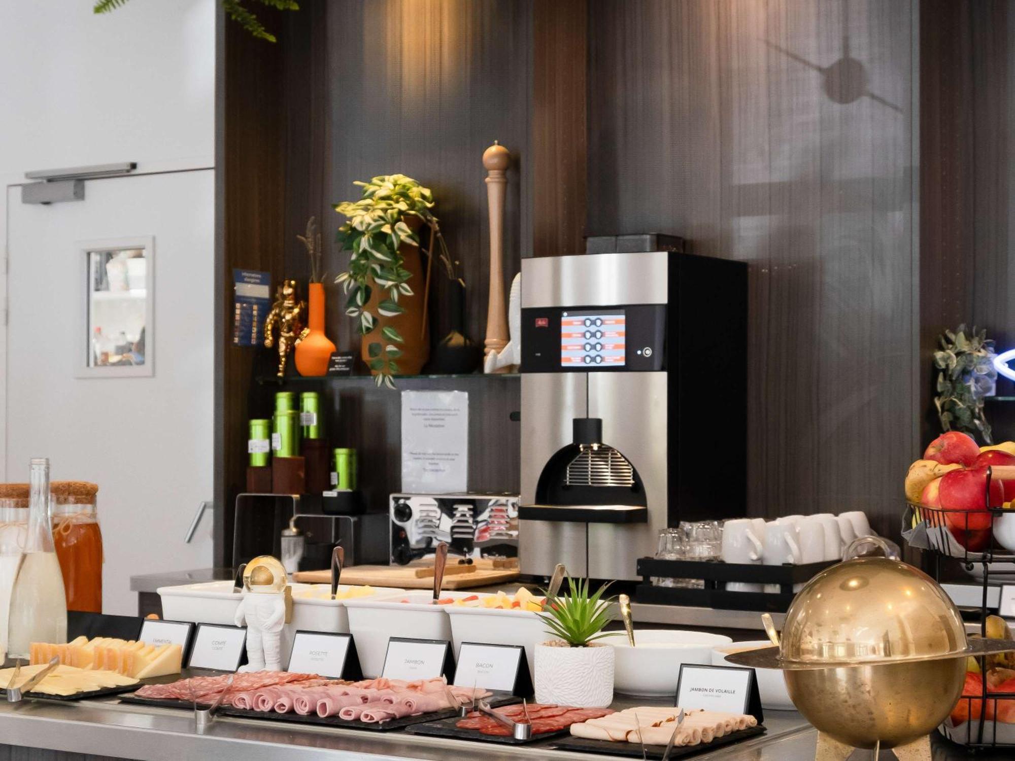 Ibis Styles Toulouse Cite Espace Εξωτερικό φωτογραφία