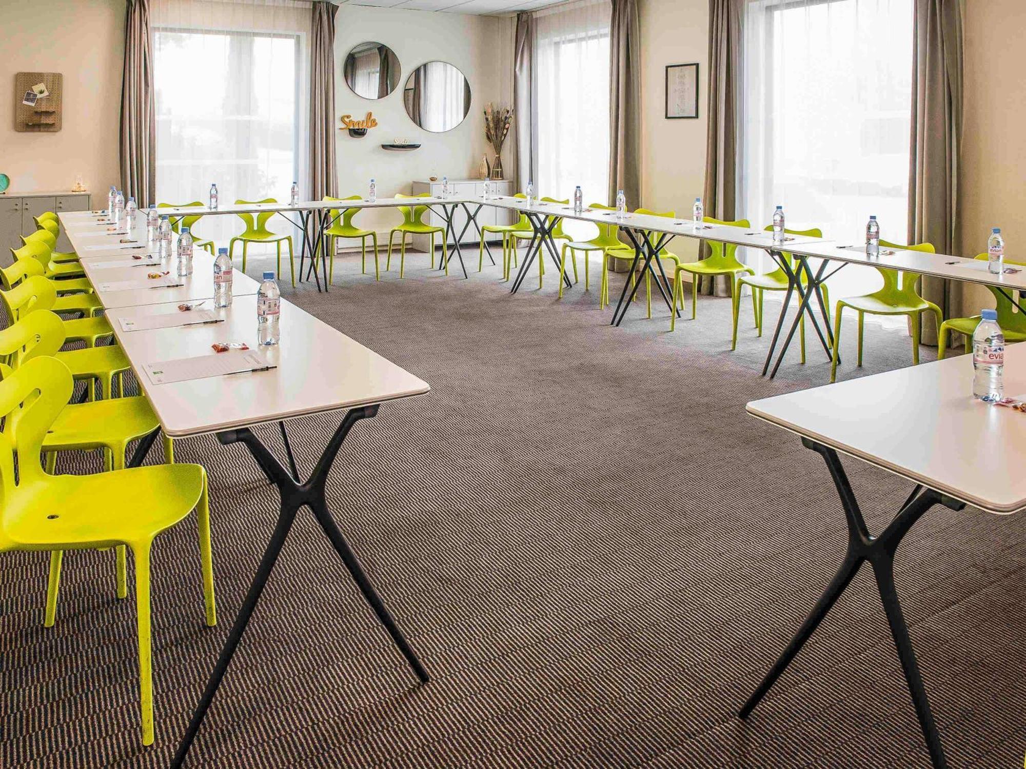 Ibis Styles Toulouse Cite Espace Εξωτερικό φωτογραφία