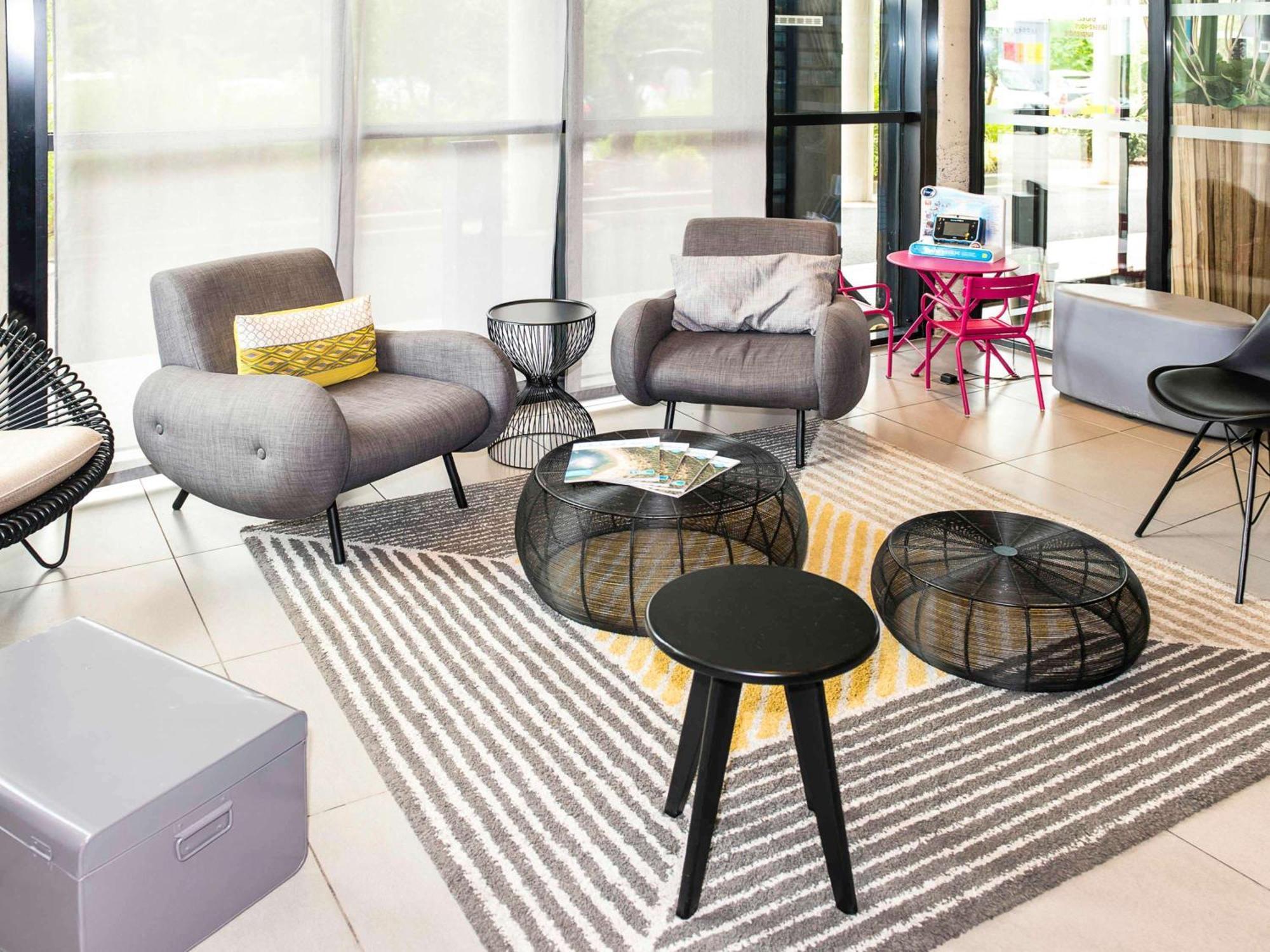 Ibis Styles Toulouse Cite Espace Εξωτερικό φωτογραφία