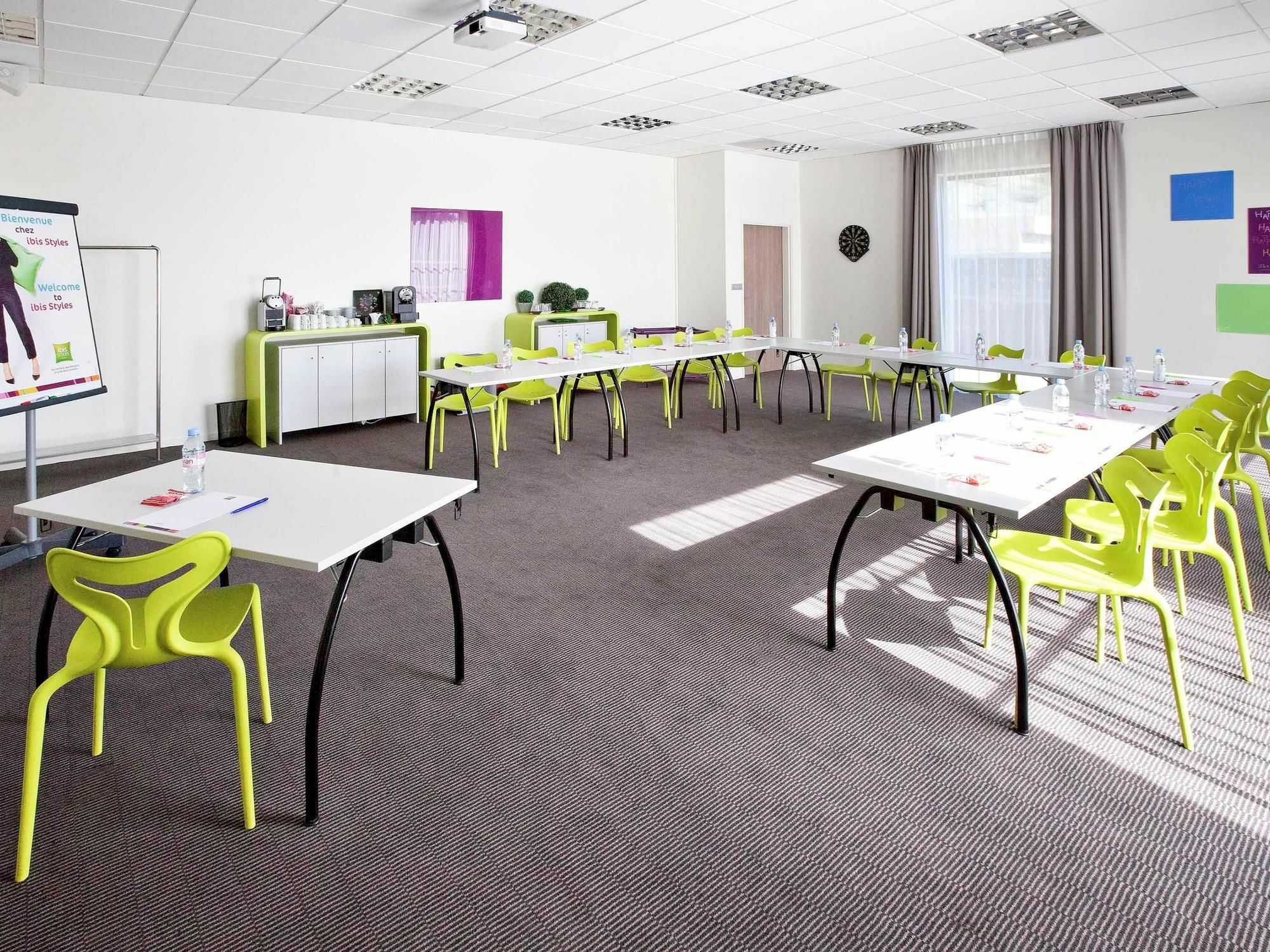 Ibis Styles Toulouse Cite Espace Εξωτερικό φωτογραφία